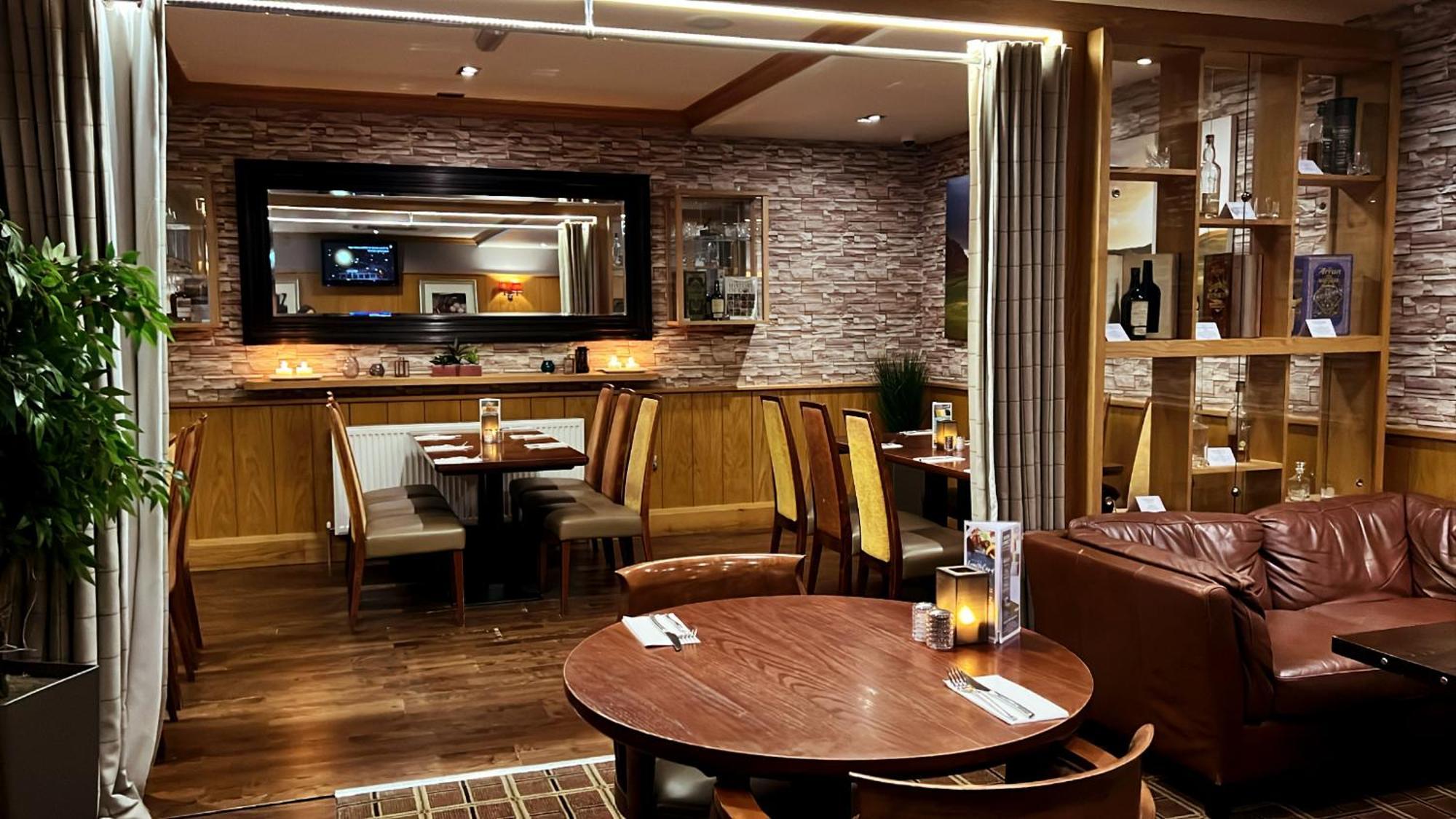 The Loans Inn ทรูน ภายนอก รูปภาพ