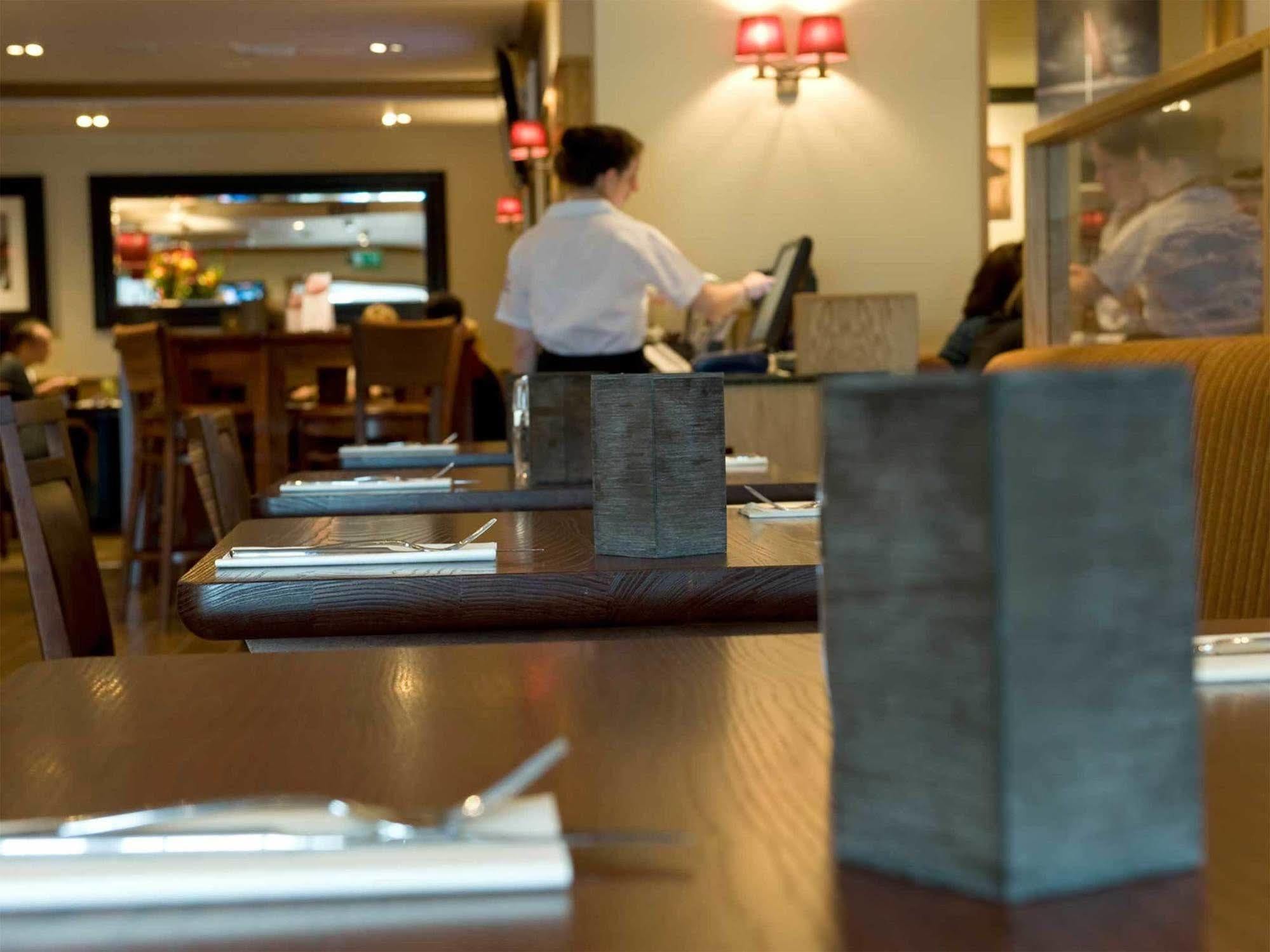 The Loans Inn ทรูน ภายนอก รูปภาพ